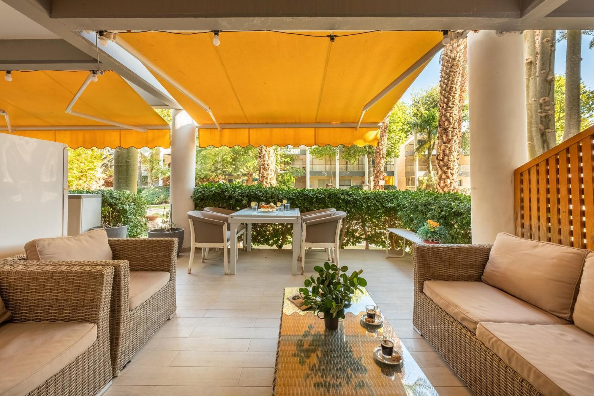 Royal Park Apartments Resort By Sea N Rent Eilat Exteriör bild
