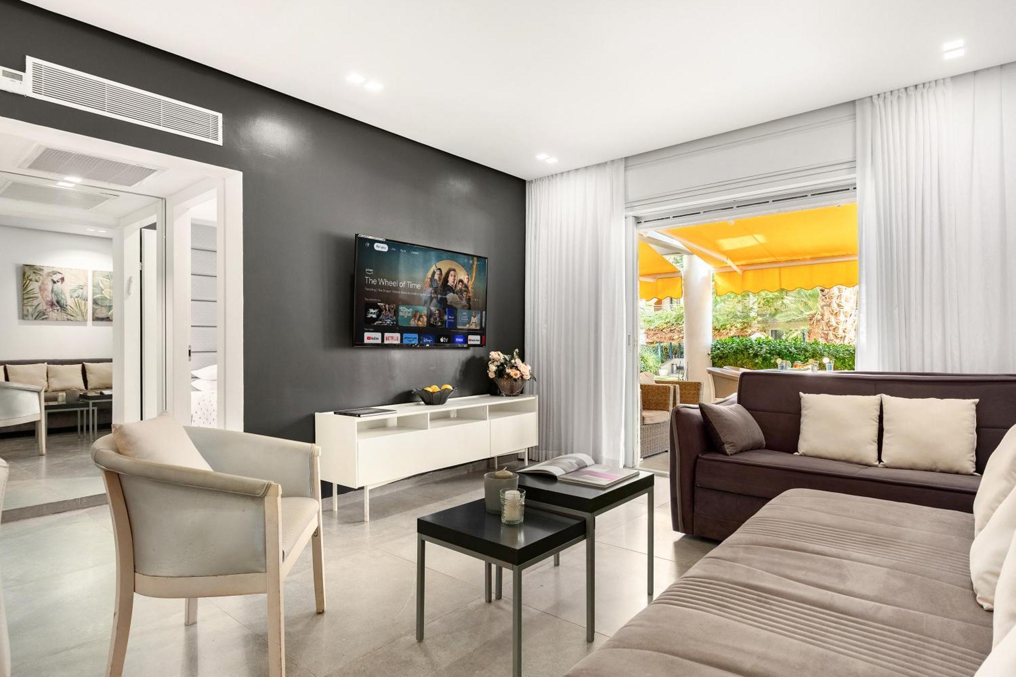 Royal Park Apartments Resort By Sea N Rent Eilat Exteriör bild