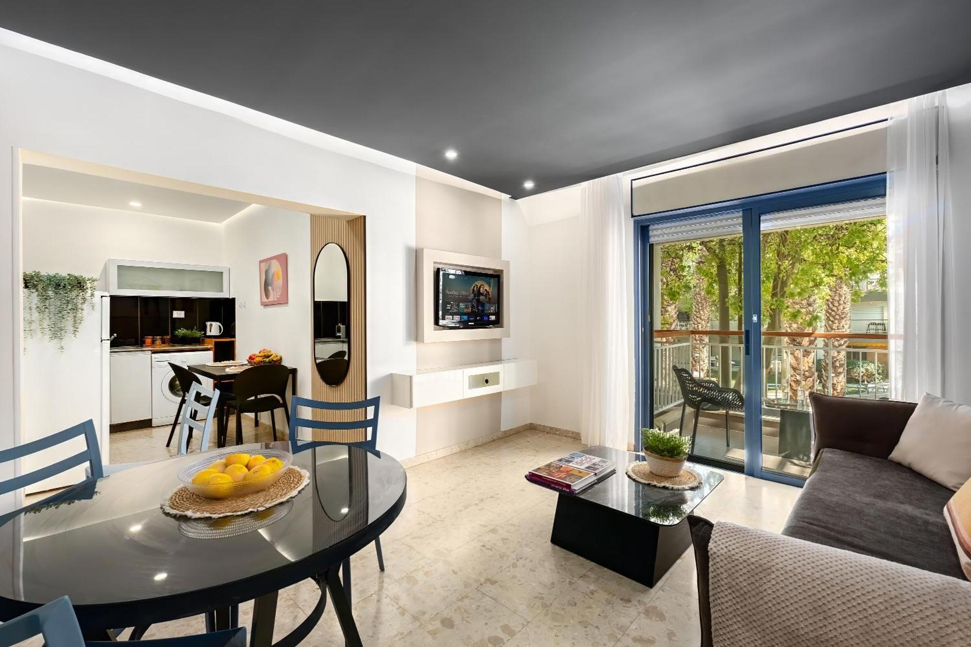 Royal Park Apartments Resort By Sea N Rent Eilat Exteriör bild