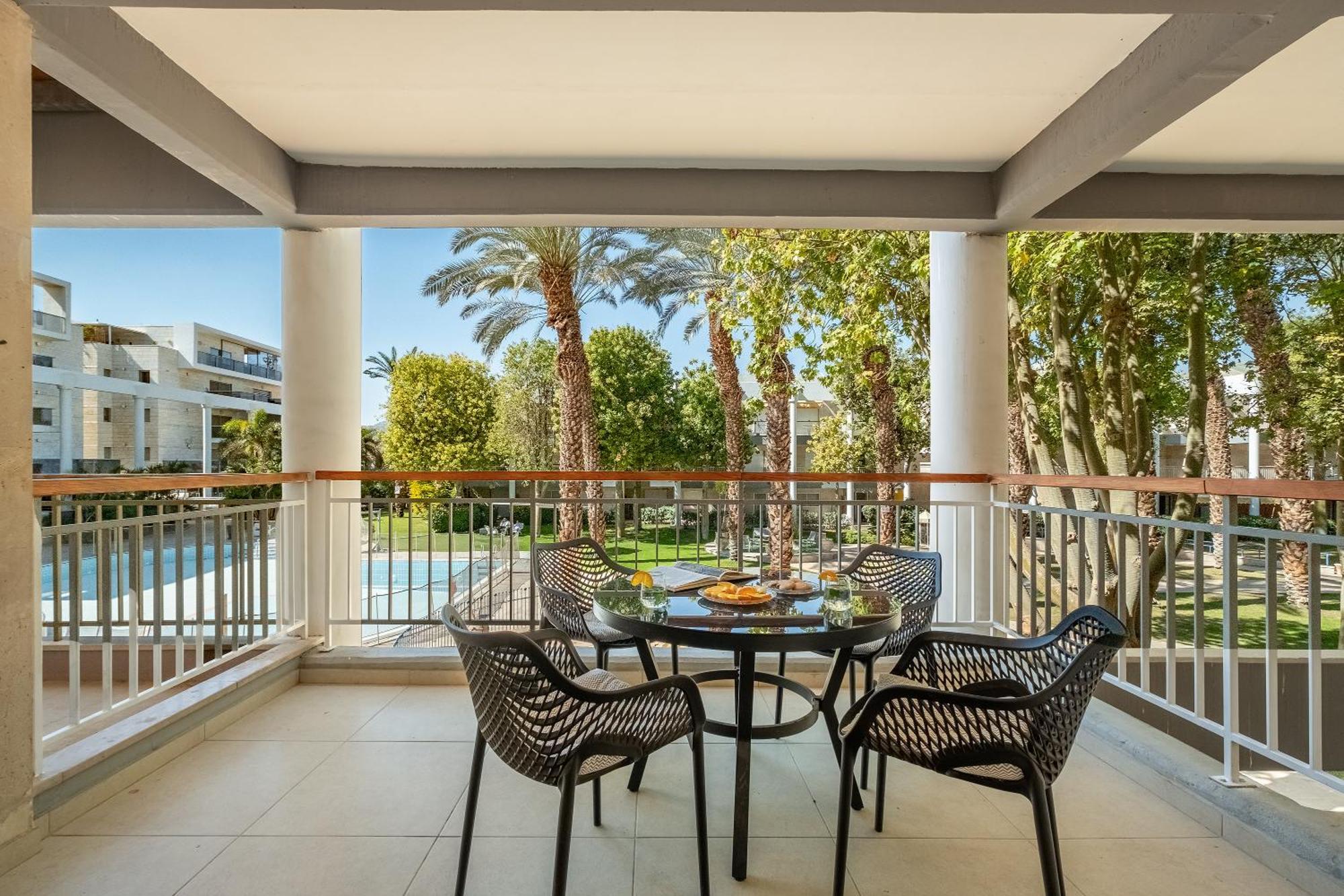 Royal Park Apartments Resort By Sea N Rent Eilat Exteriör bild