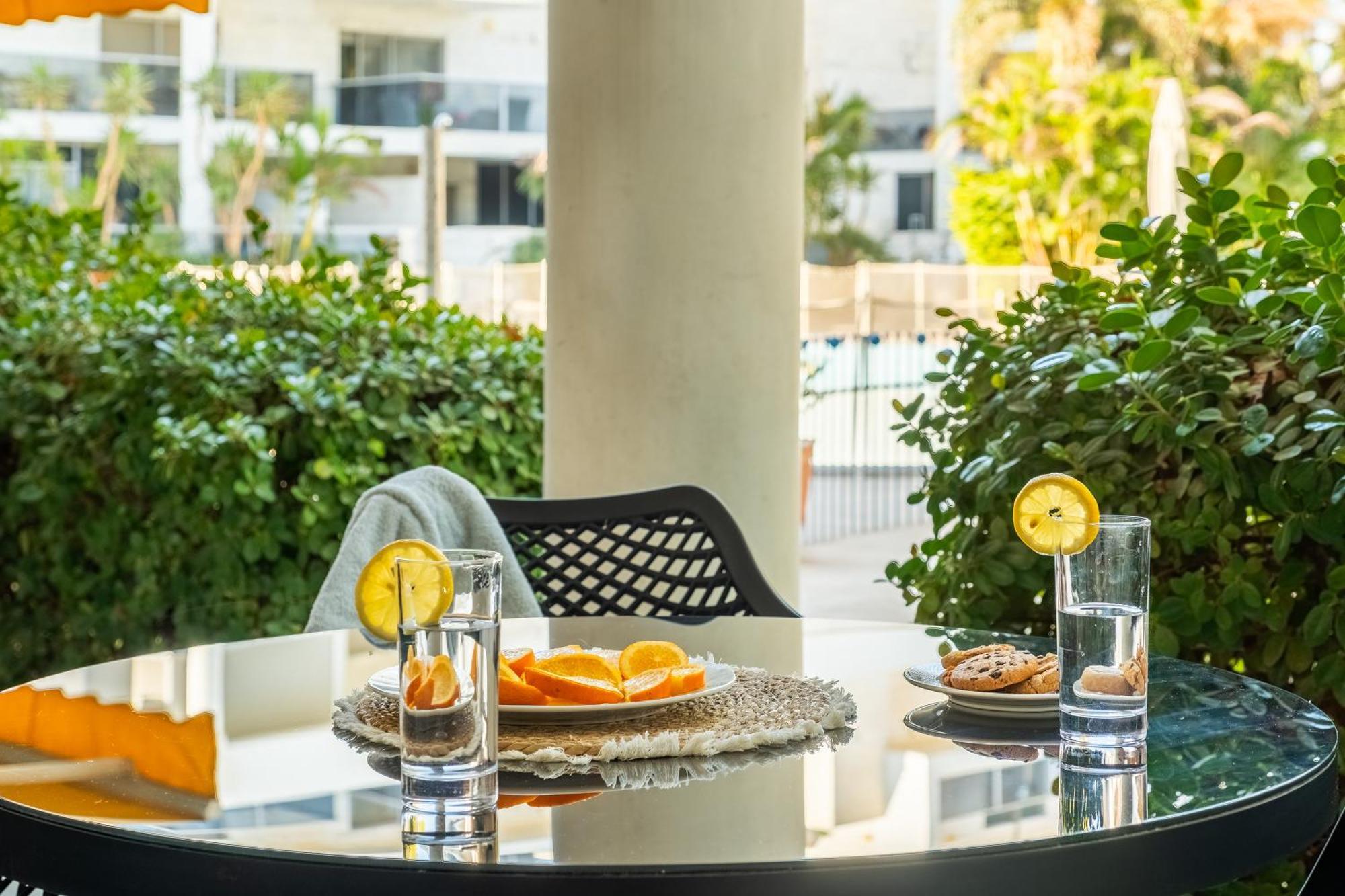Royal Park Apartments Resort By Sea N Rent Eilat Exteriör bild