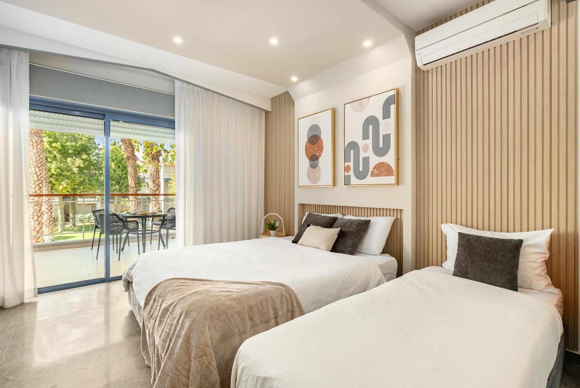 Royal Park Apartments Resort By Sea N Rent Eilat Exteriör bild
