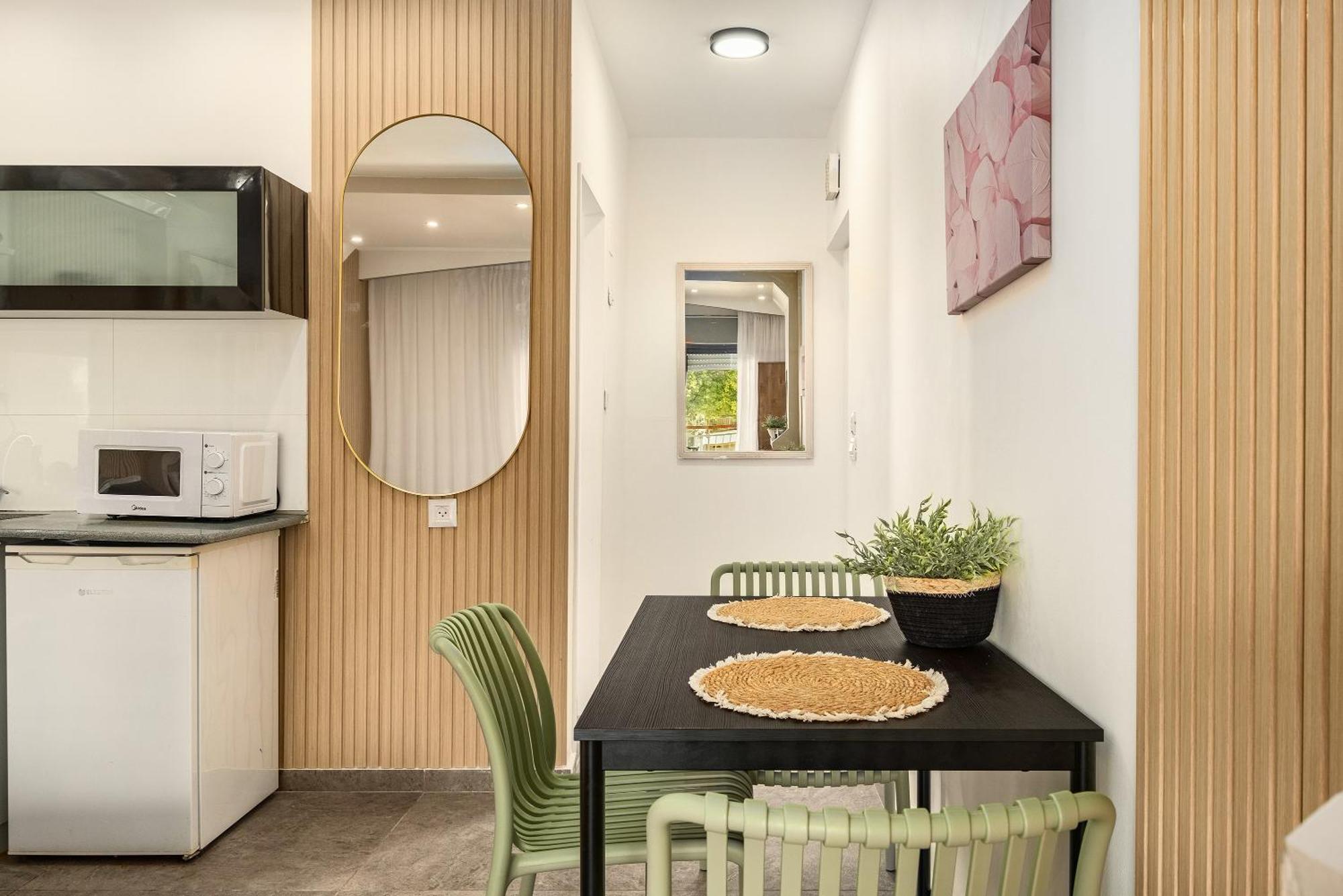 Royal Park Apartments Resort By Sea N Rent Eilat Exteriör bild